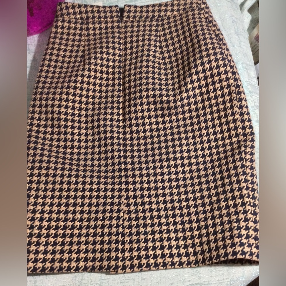 Ann Taylor skirt - Picture 4 of 6